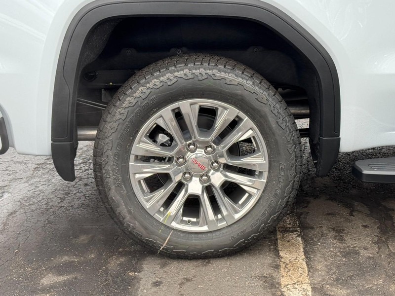 GMC Sierra 1500 Vehicle Image 04