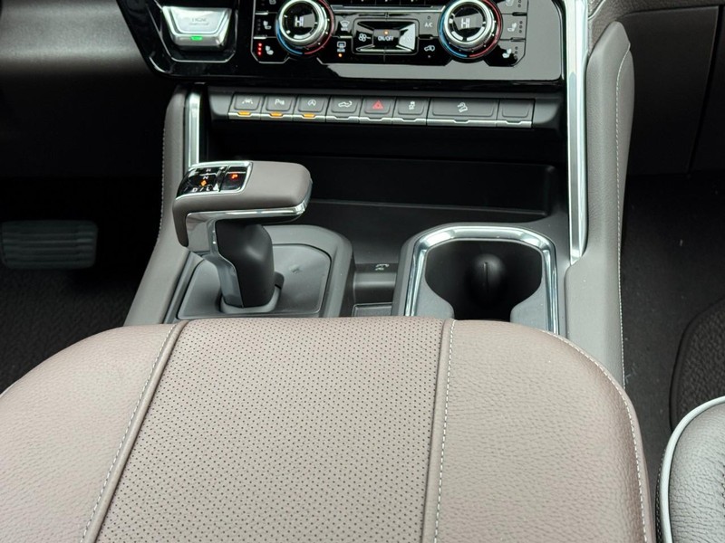 GMC Sierra 1500 Vehicle Image 09