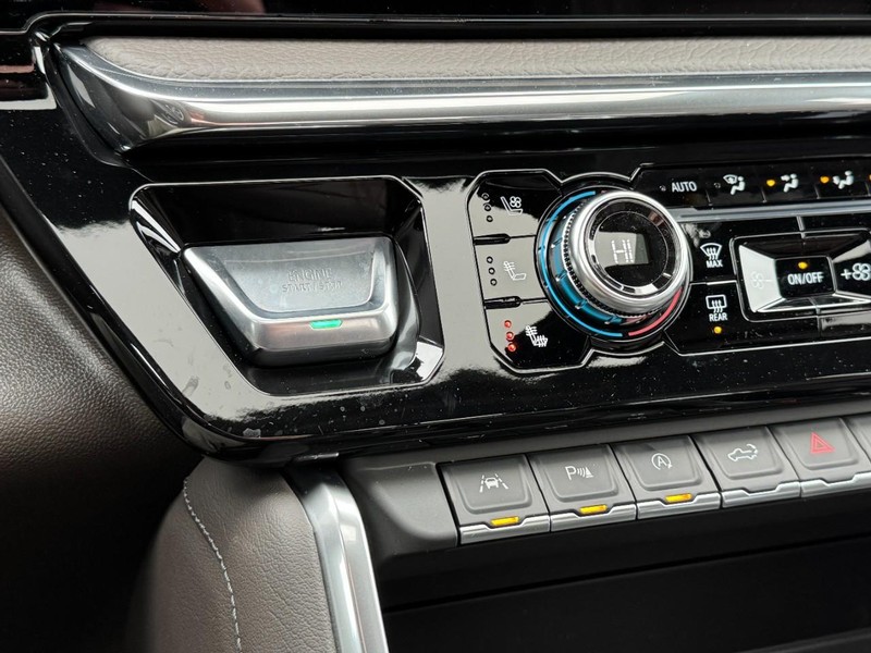 GMC Sierra 1500 Vehicle Image 14