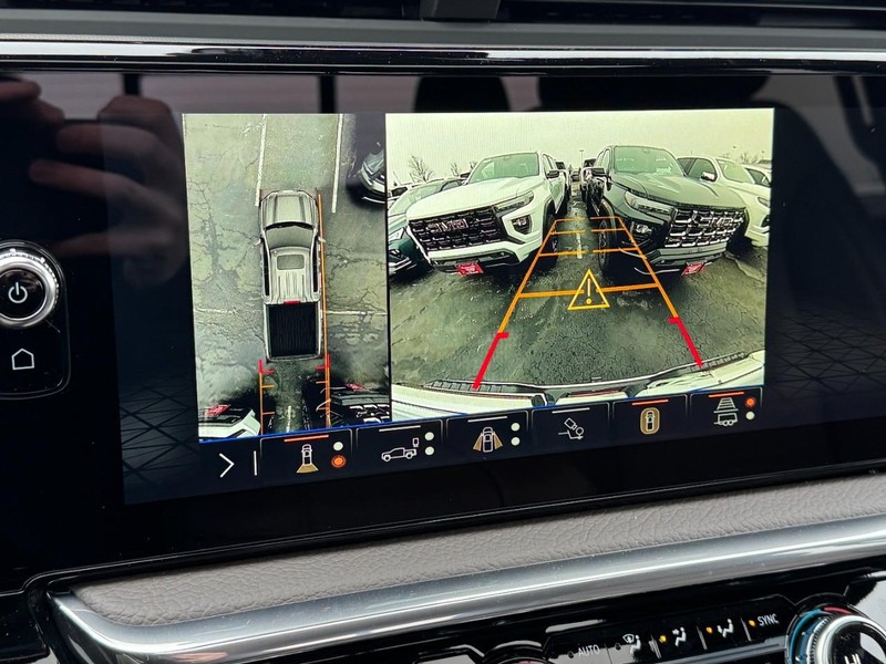 GMC Sierra 1500 Vehicle Image 15