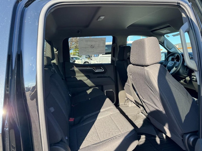 GMC Sierra 1500 Vehicle Image 05