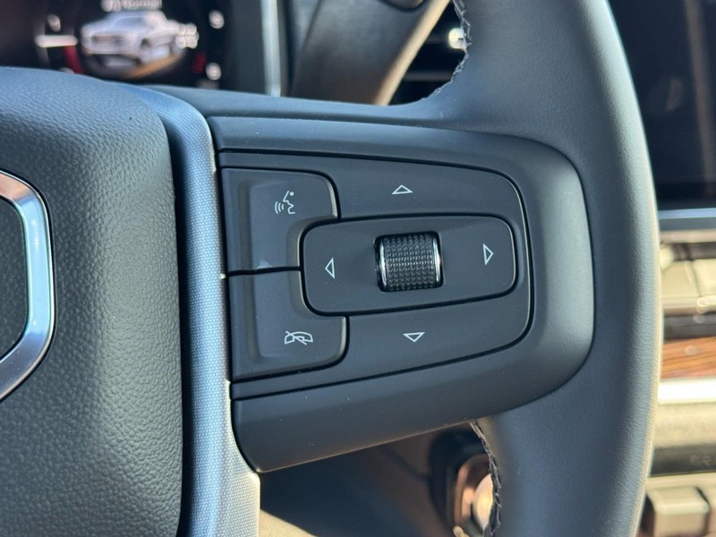 GMC Sierra 1500 Vehicle Image 11