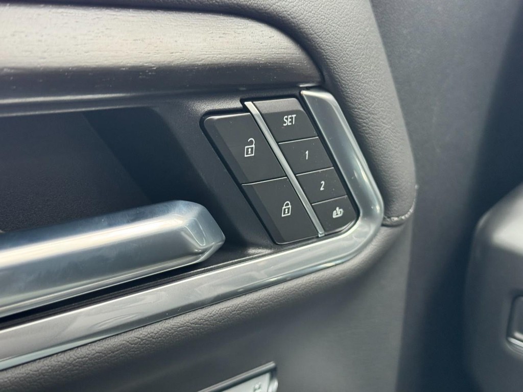 GMC Sierra 1500 Vehicle Image 10