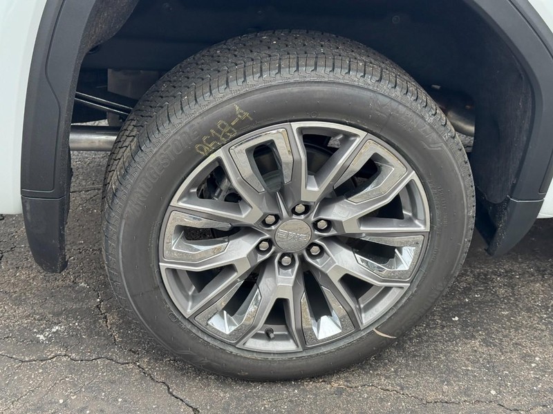 GMC Sierra 1500 Vehicle Image 04