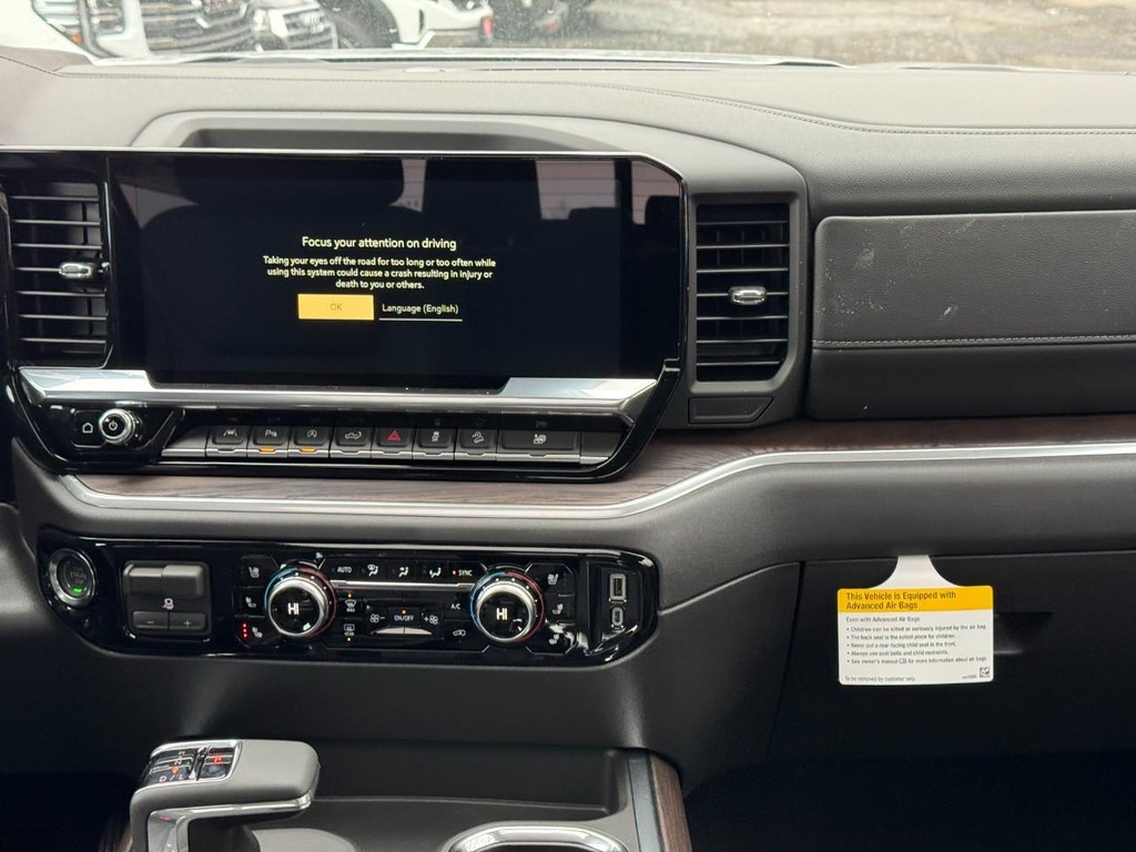 GMC Sierra 1500 Vehicle Image 08