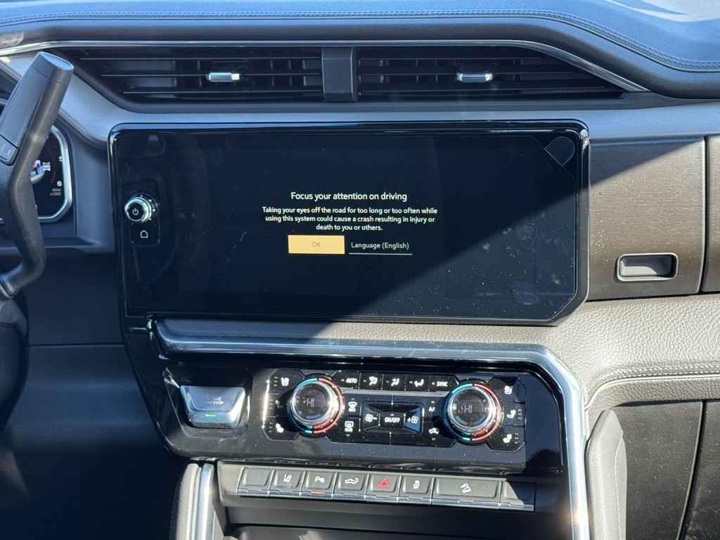 GMC Sierra 2500HD Vehicle Image 08