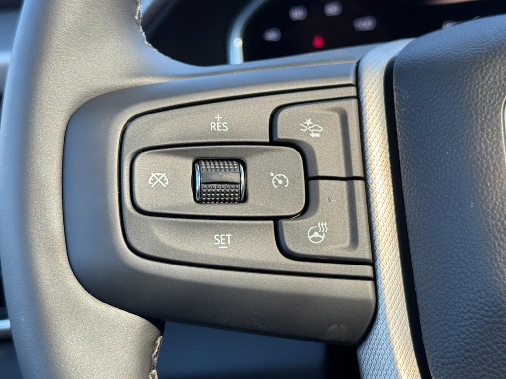 GMC Sierra 2500HD Vehicle Image 10