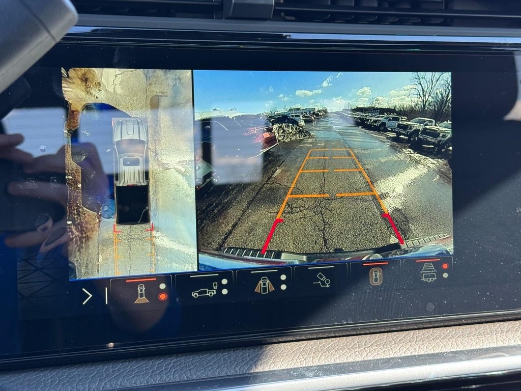 GMC Sierra 2500HD Vehicle Image 13