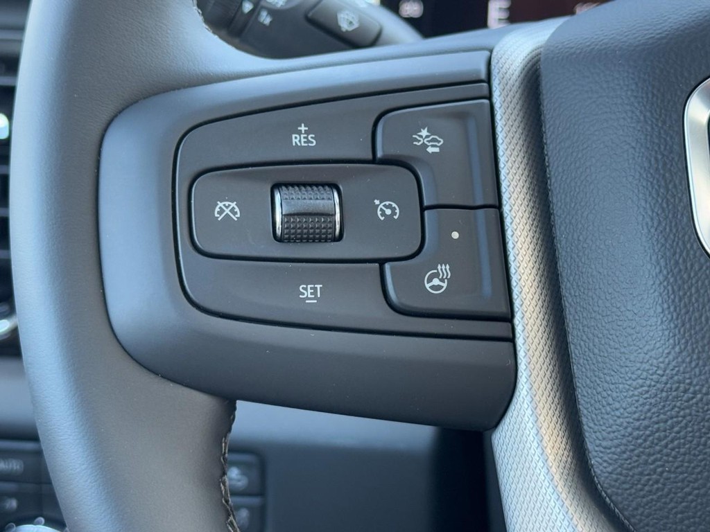 GMC Sierra 2500HD Vehicle Image 11