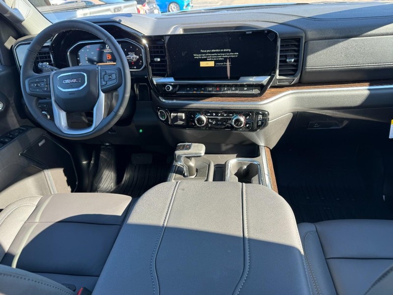 GMC Sierra 1500 Vehicle Image 06