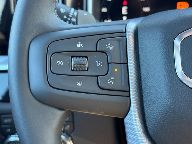 GMC Sierra 1500 Vehicle Image 10