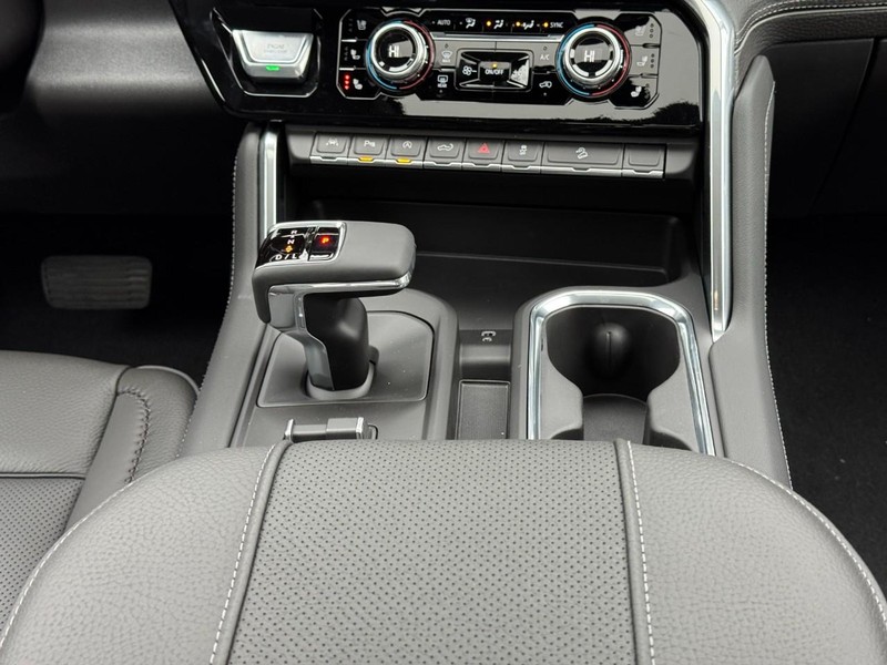 GMC Sierra 1500 Vehicle Image 09