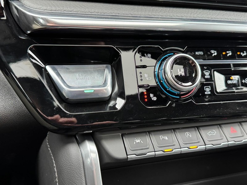 GMC Sierra 1500 Vehicle Image 14