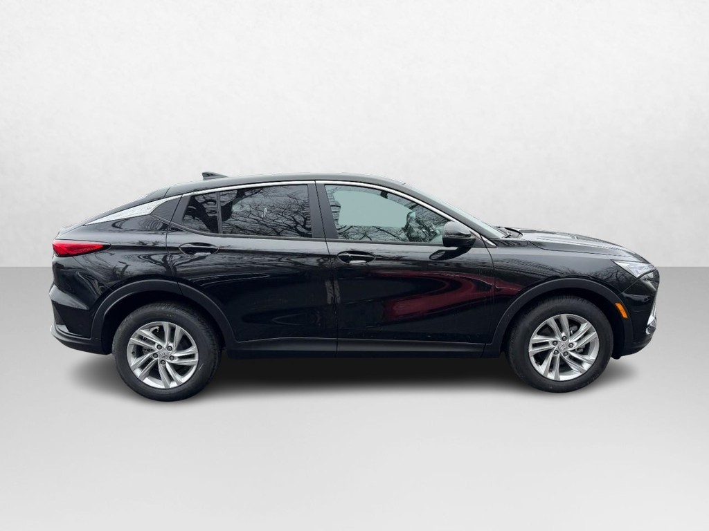 Buick Envista Vehicle Image 02