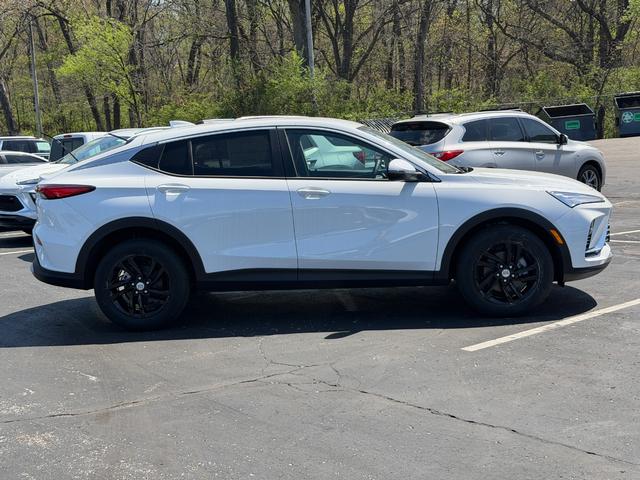 Buick Envista Vehicle Image 03