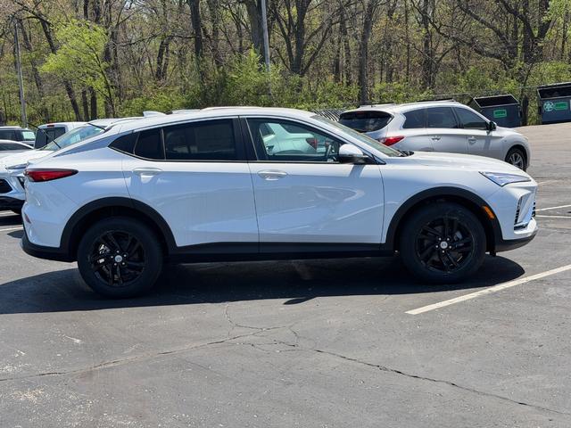 Buick Envista Vehicle Image 04