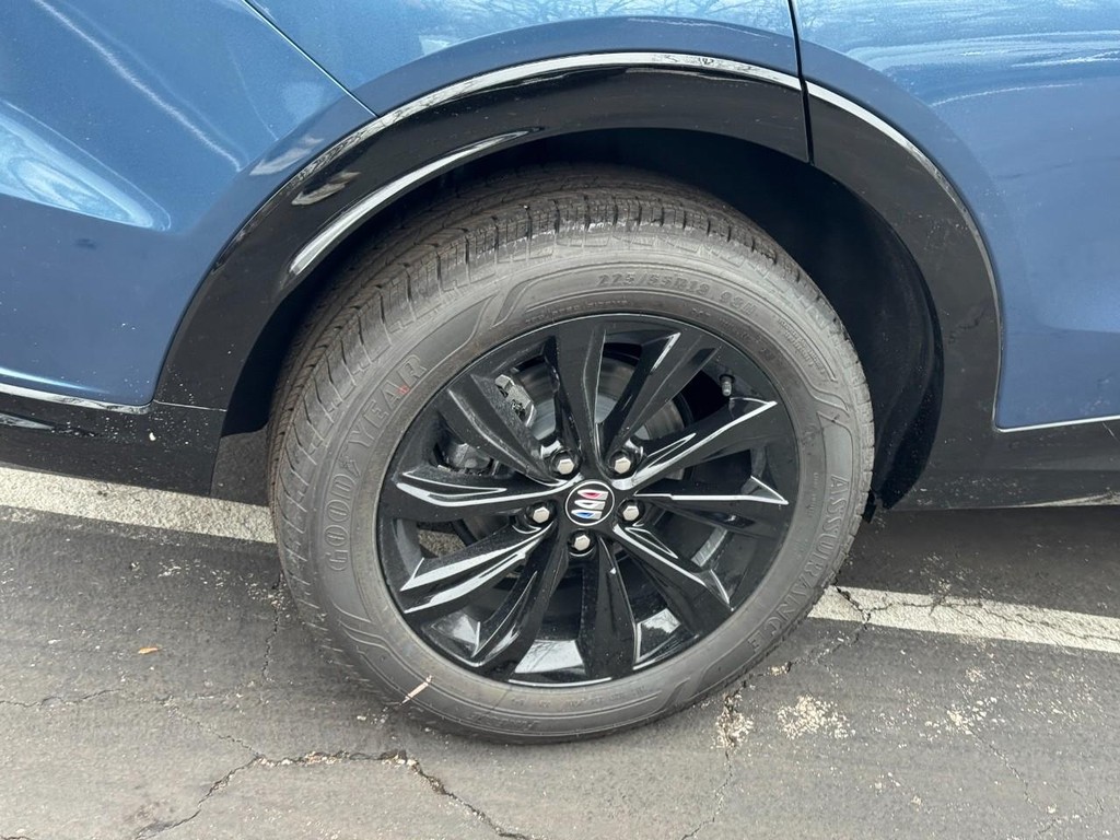 Buick Envista Vehicle Image 04