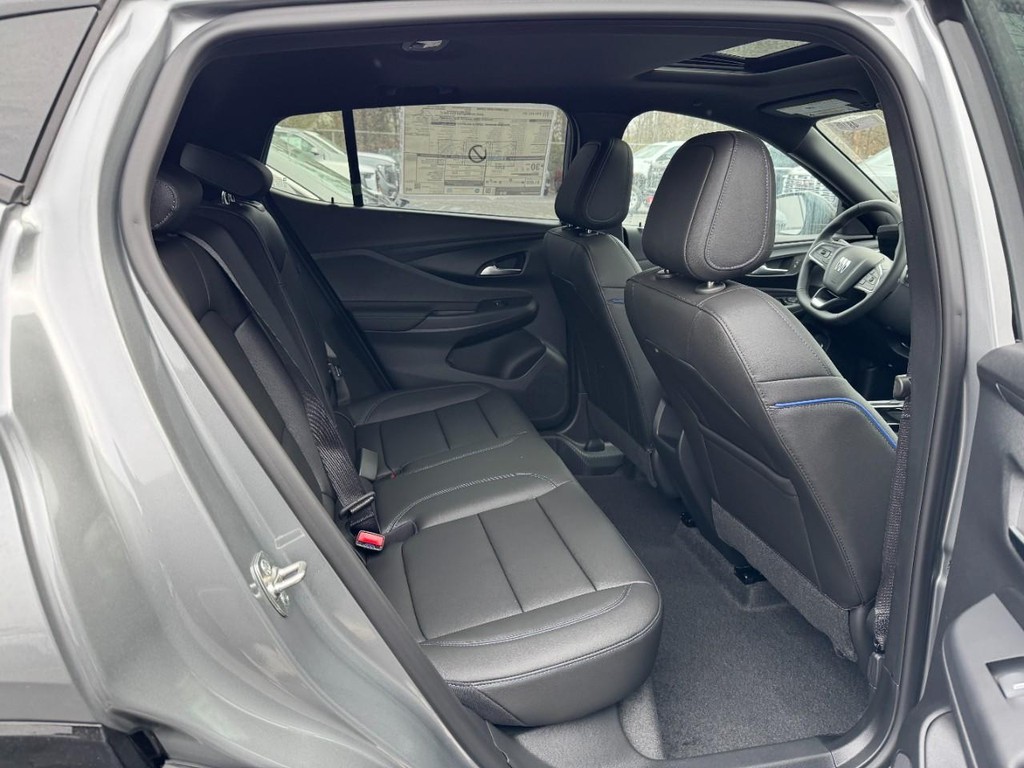 Buick Envista Vehicle Image 05