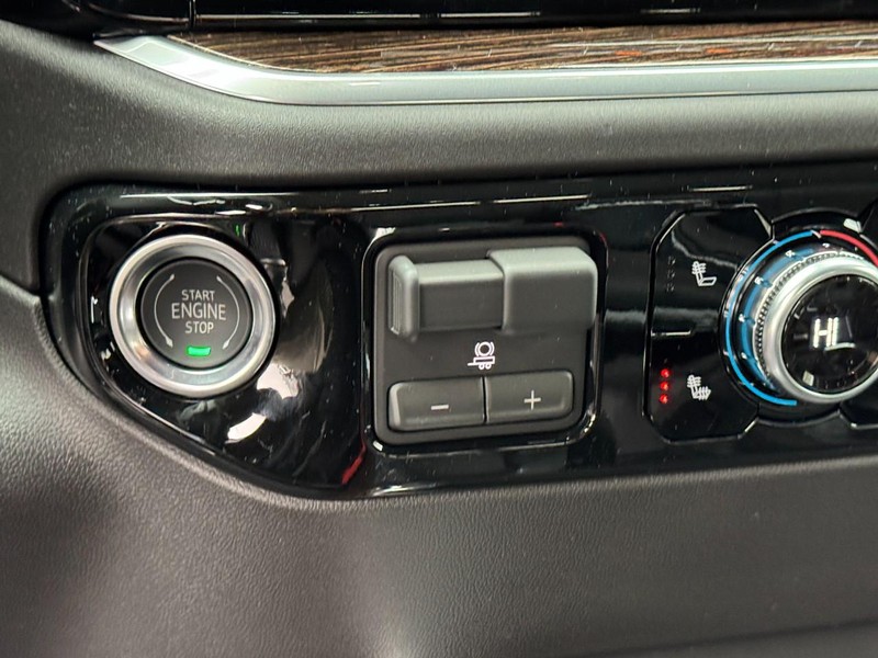 GMC Sierra 1500 Vehicle Image 13