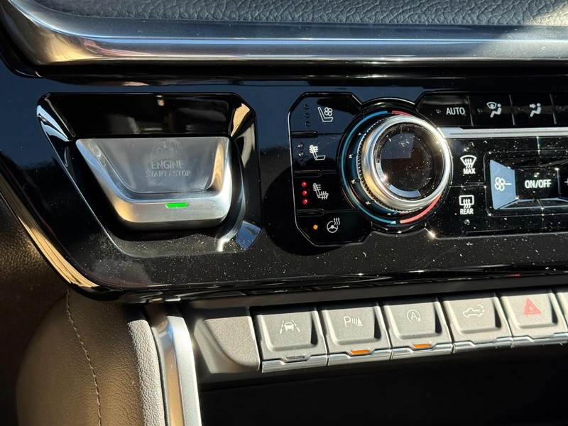 GMC Sierra 1500 Vehicle Image 14