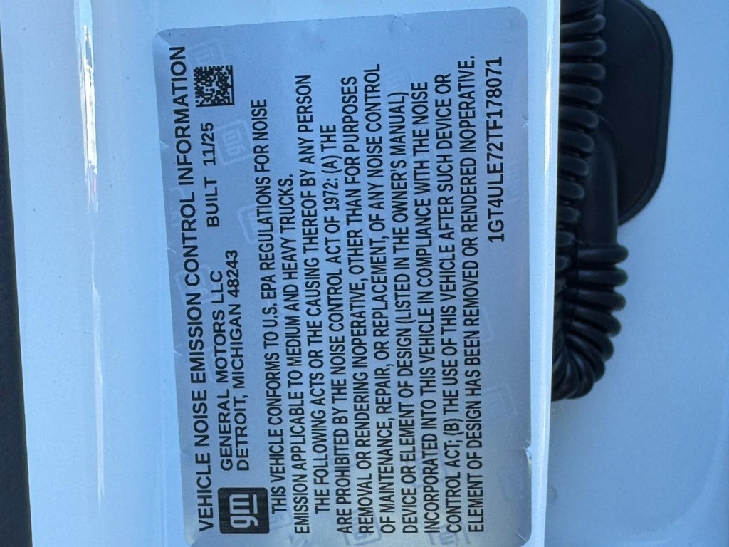 GMC Sierra 2500HD Vehicle Image 14