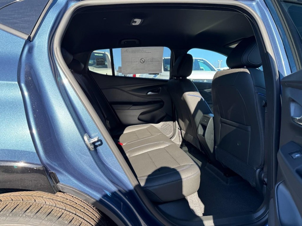 Buick Envista Vehicle Image 05