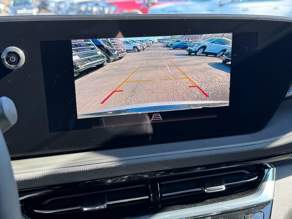 Buick Envista Vehicle Image 13