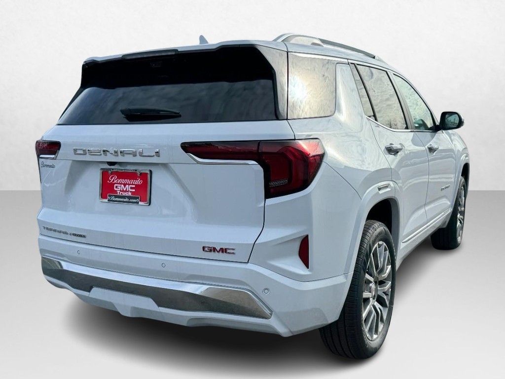 GMC Terrain Vehicle Image 03