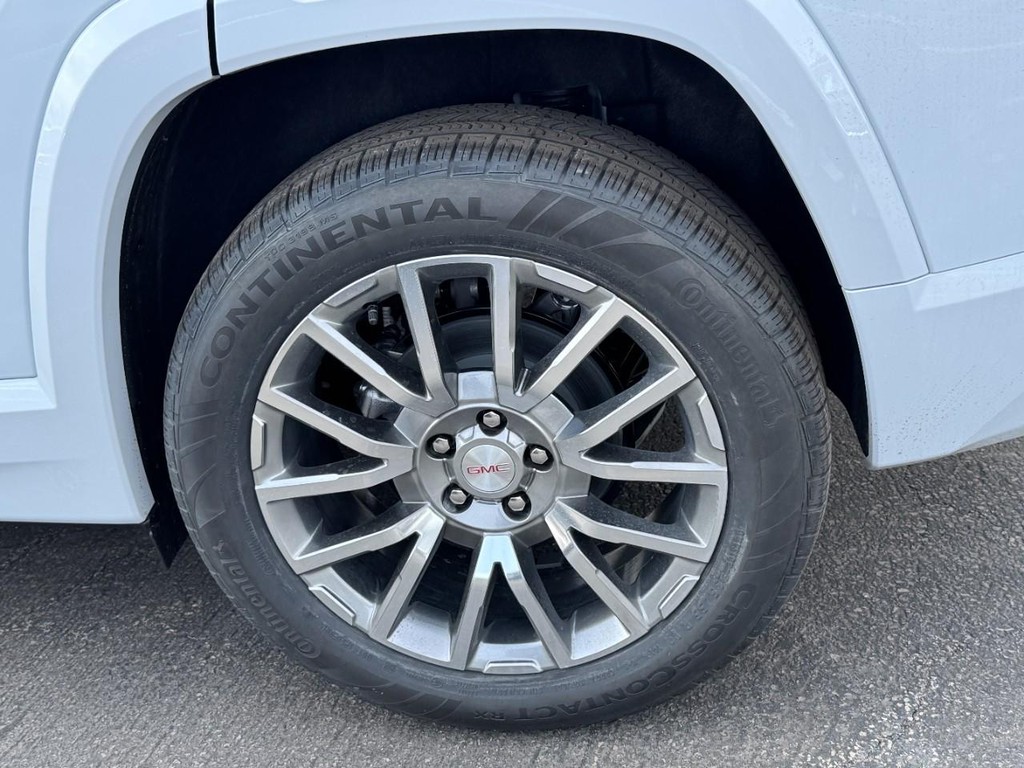 GMC Terrain Vehicle Image 04