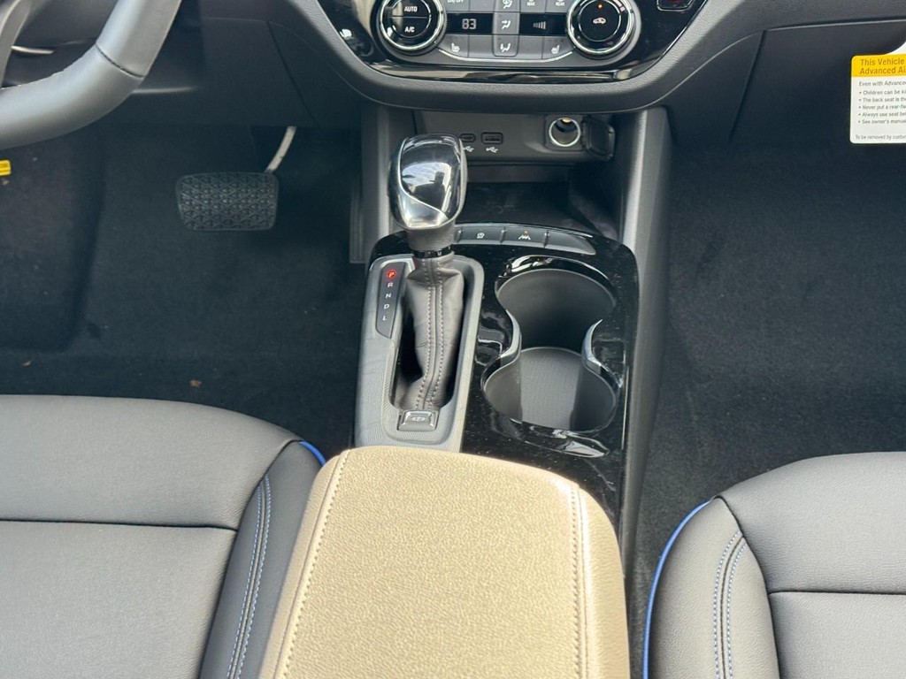 Buick Envista Vehicle Image 09