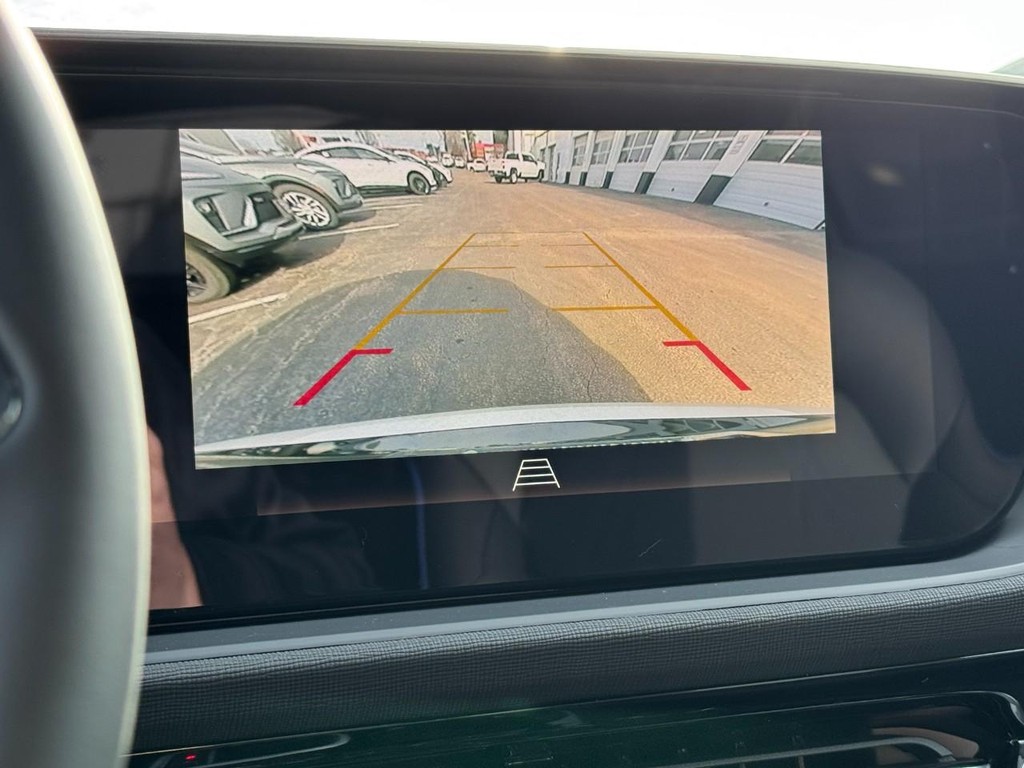 Buick Envista Vehicle Image 13