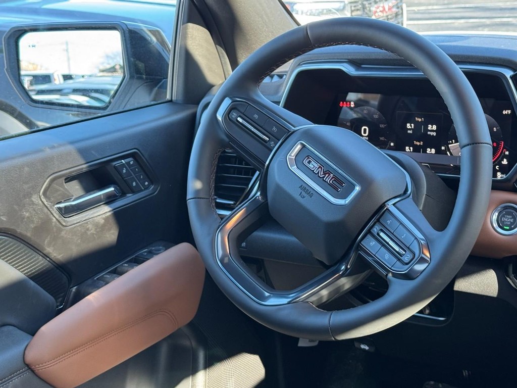 GMC Canyon Vehicle Image 07