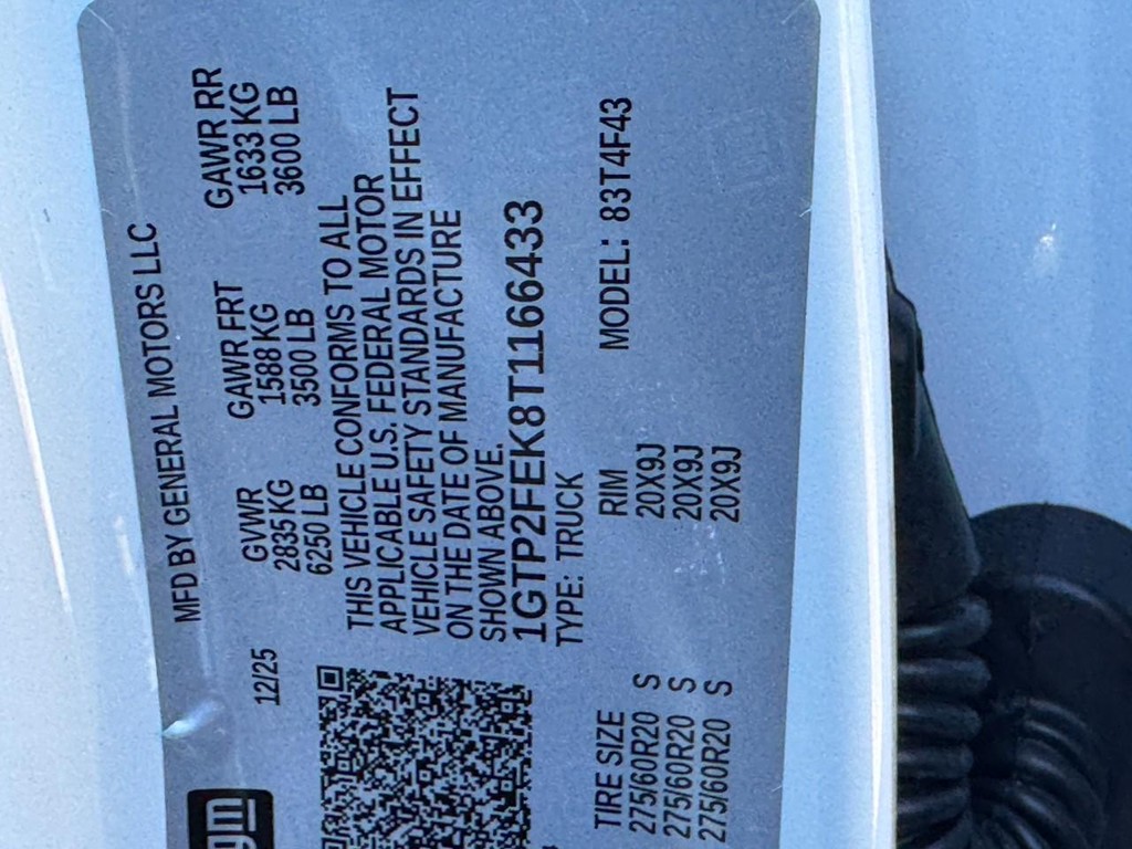 GMC Canyon Vehicle Image 16