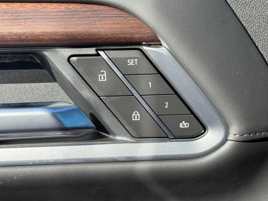 GMC Sierra 2500HD Vehicle Image 10