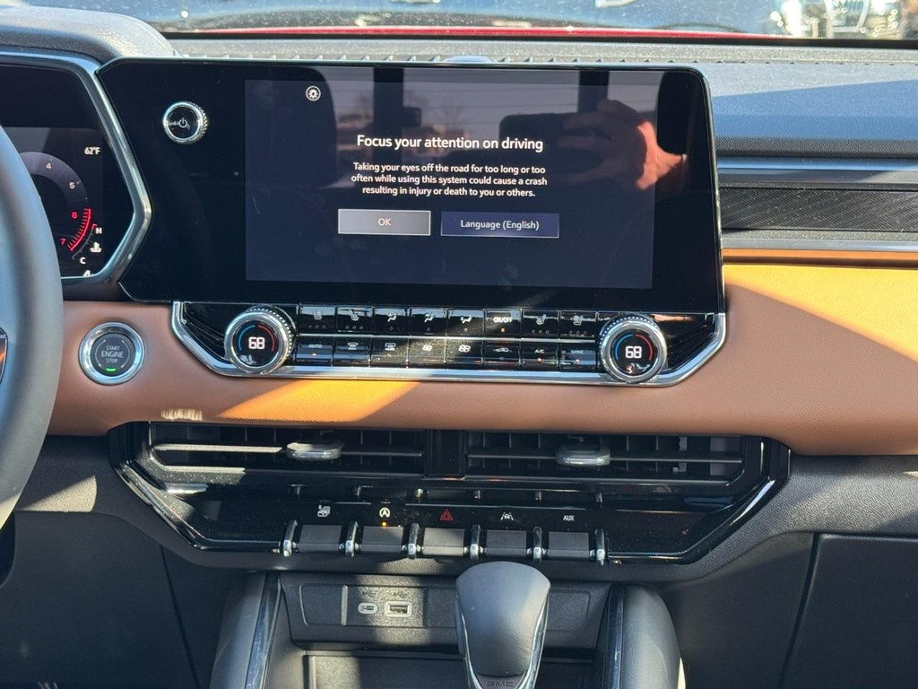 GMC Canyon Vehicle Image 08