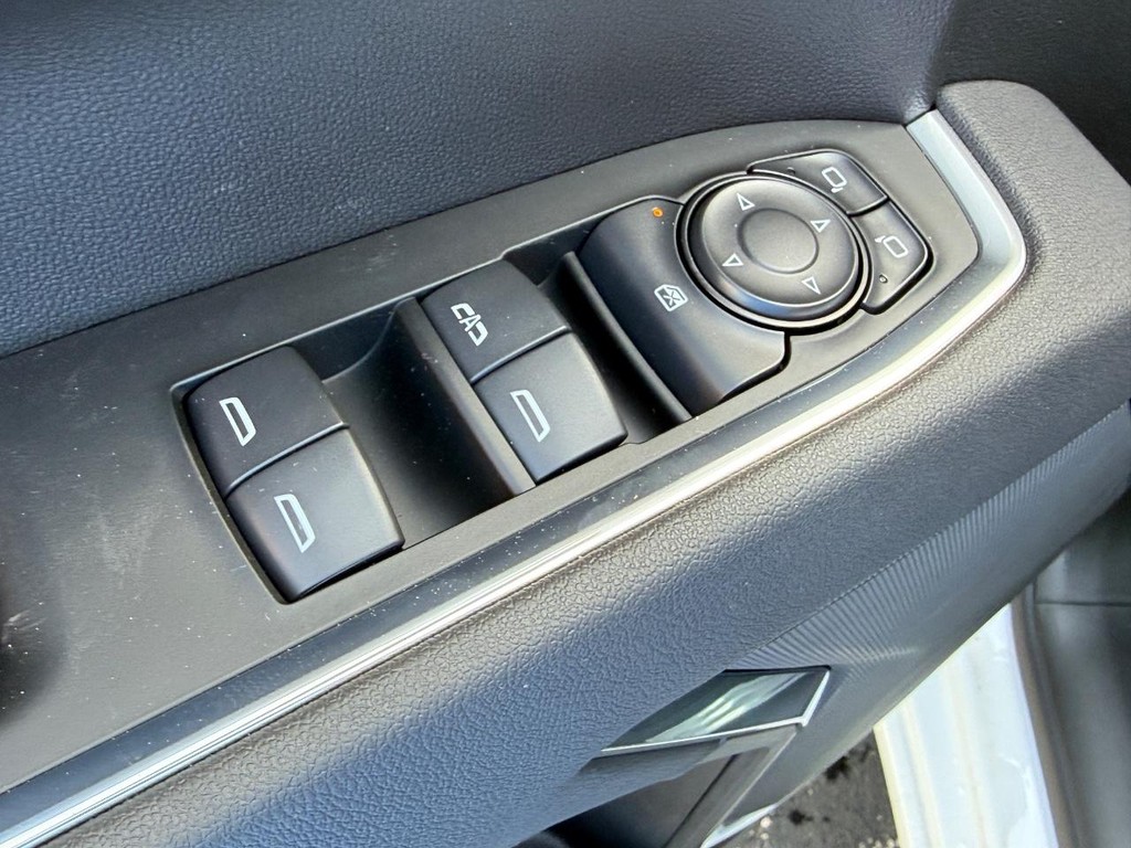 GMC Sierra 1500 Vehicle Image 09