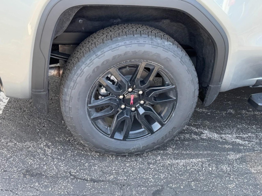 GMC Sierra 1500 Vehicle Image 04