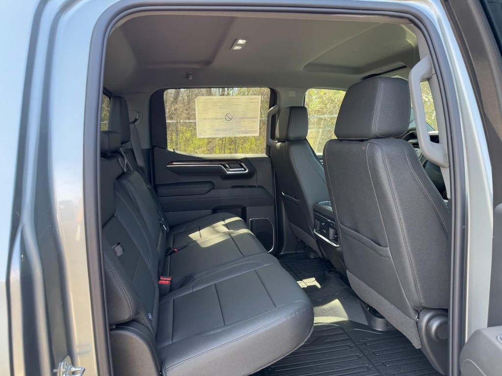 GMC Sierra 1500 Vehicle Image 05