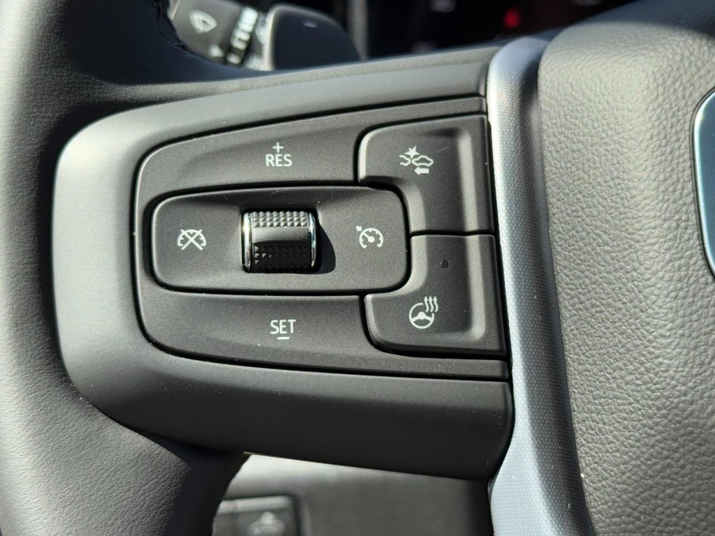 GMC Sierra 1500 Vehicle Image 10