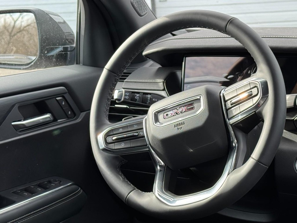 GMC Acadia Vehicle Image 08