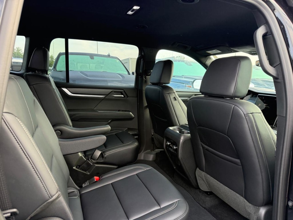 GMC Acadia Vehicle Image 07
