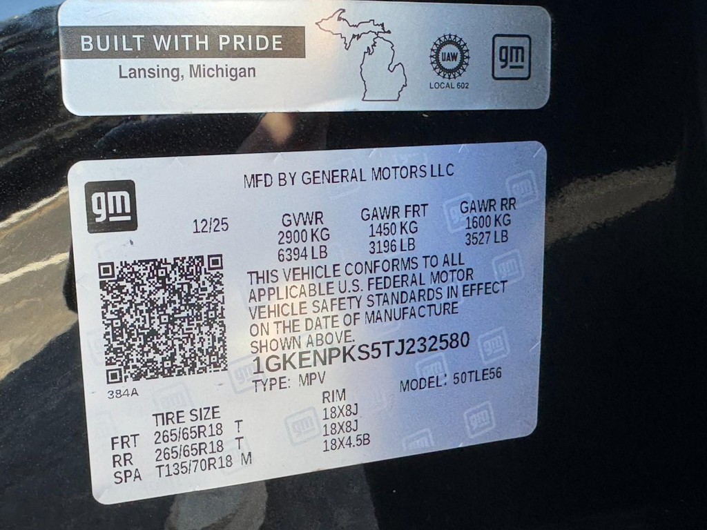 GMC Acadia Vehicle Image 16