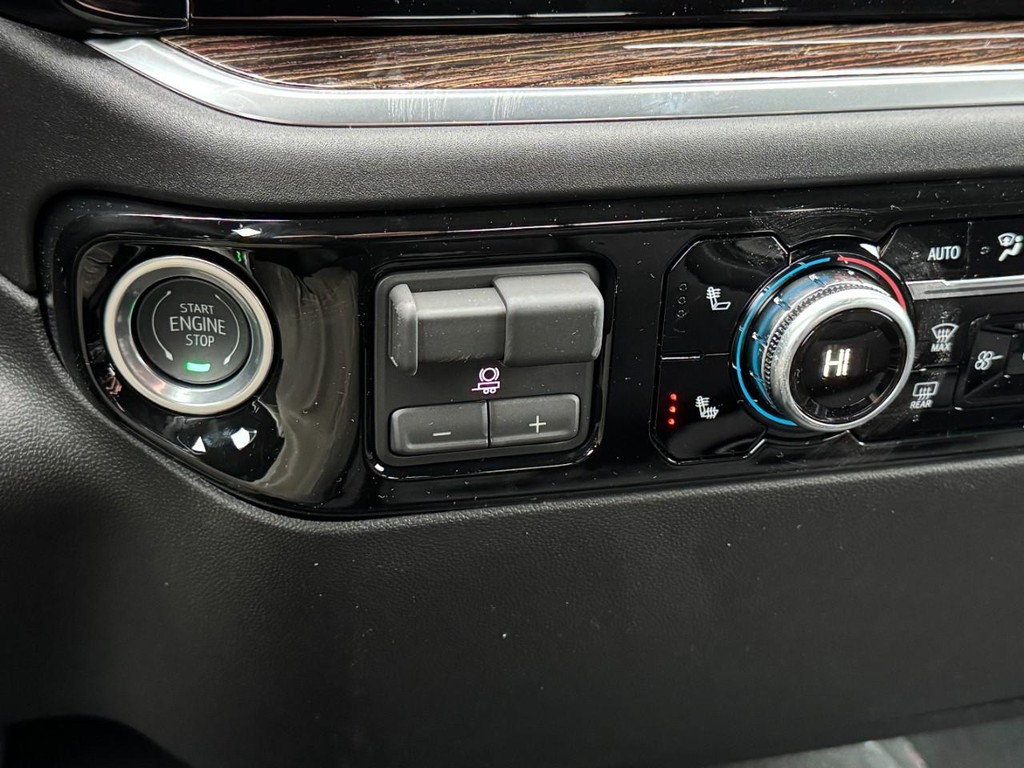 GMC Sierra 2500HD Vehicle Image 12