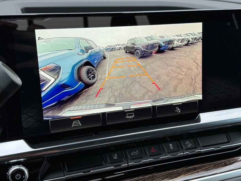 GMC Sierra 2500HD Vehicle Image 13