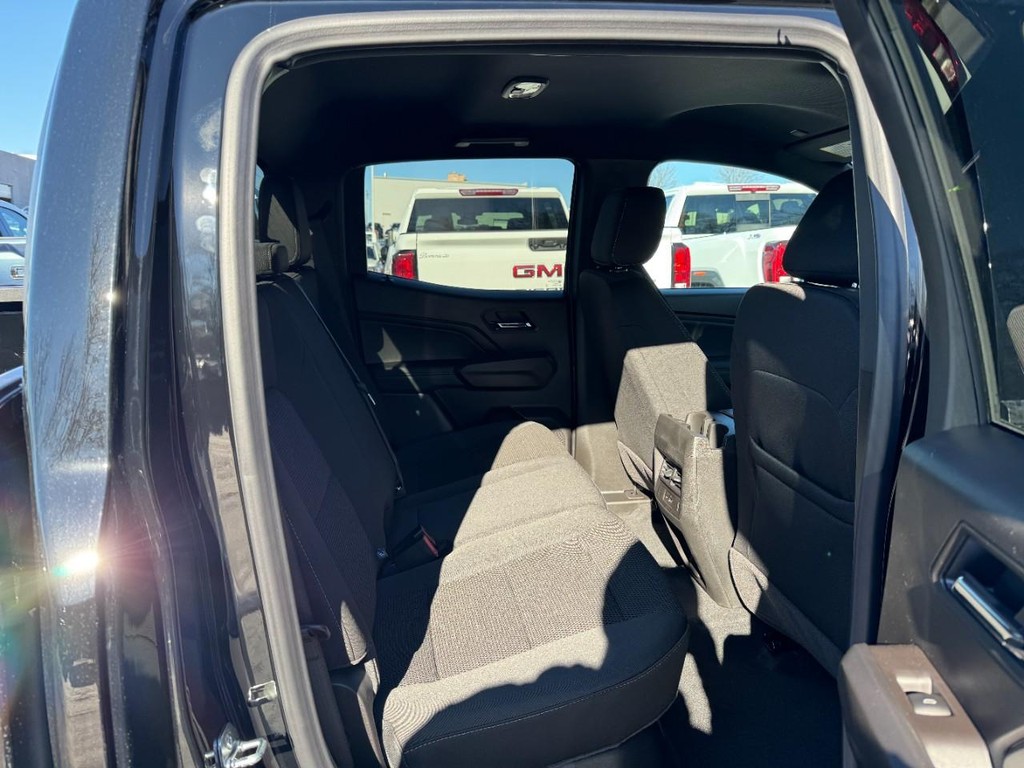 GMC Canyon Vehicle Image 05