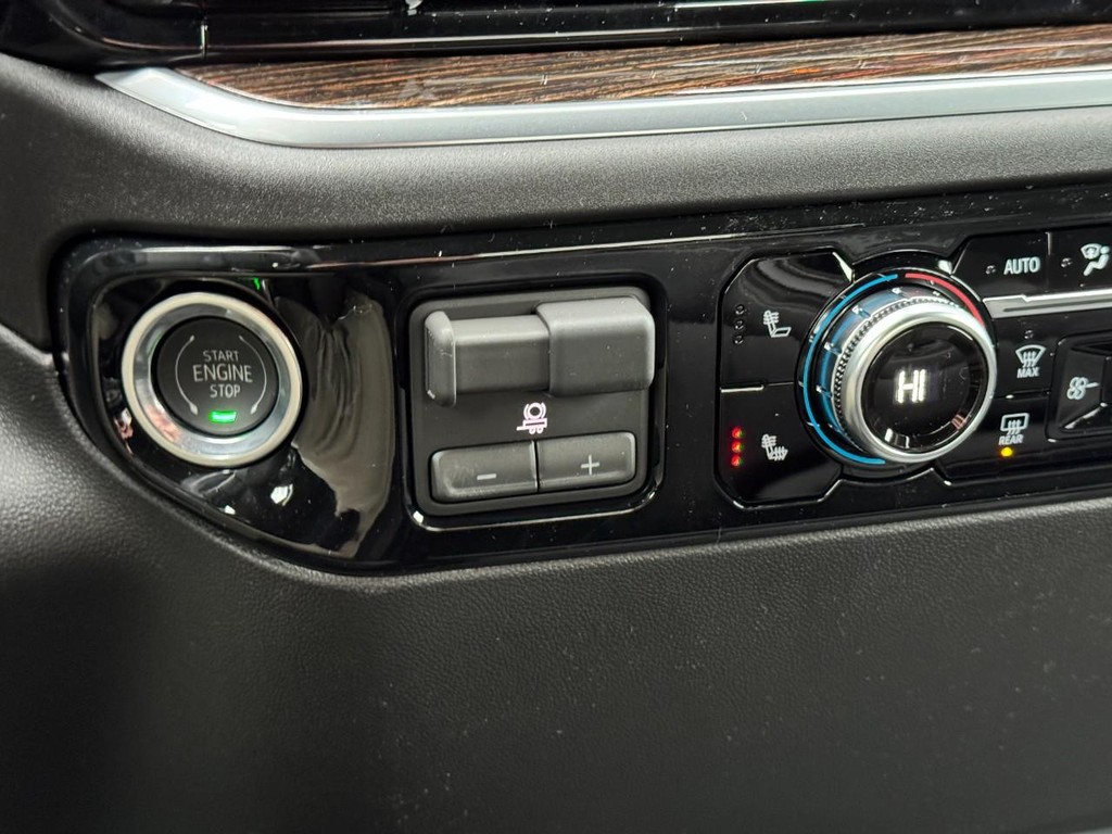 GMC Sierra 1500 Vehicle Image 12