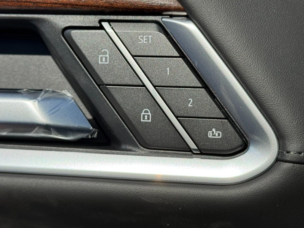 GMC Sierra 2500HD Vehicle Image 10