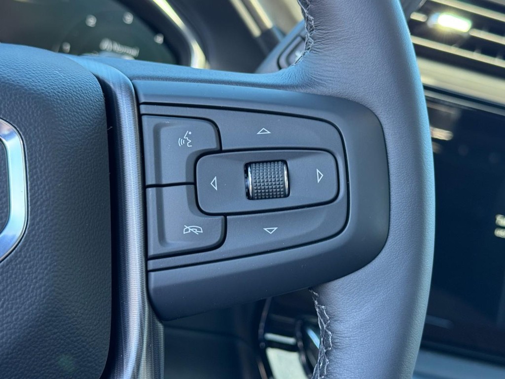 GMC Sierra 2500HD Vehicle Image 12