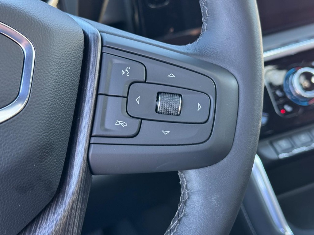 GMC Sierra 2500HD Vehicle Image 12