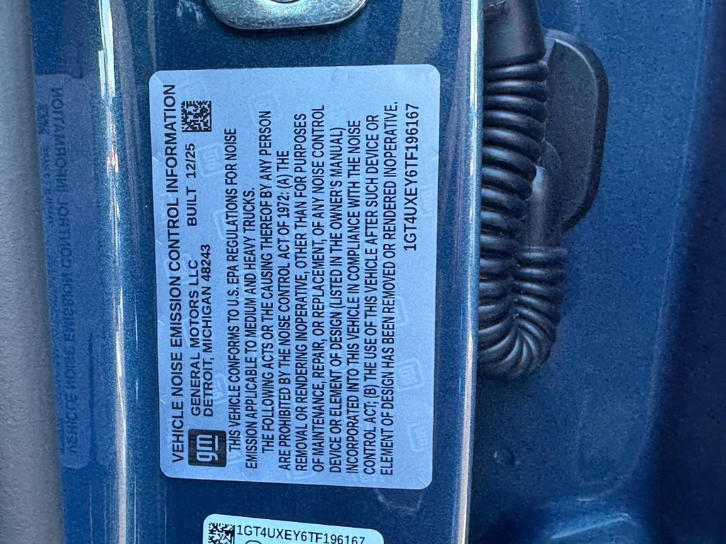 GMC Sierra 2500HD Vehicle Image 16